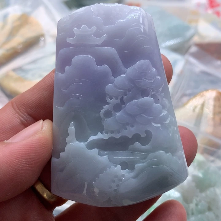 魔***苑翡翠未镶嵌颈饰保真天然a货翡翠