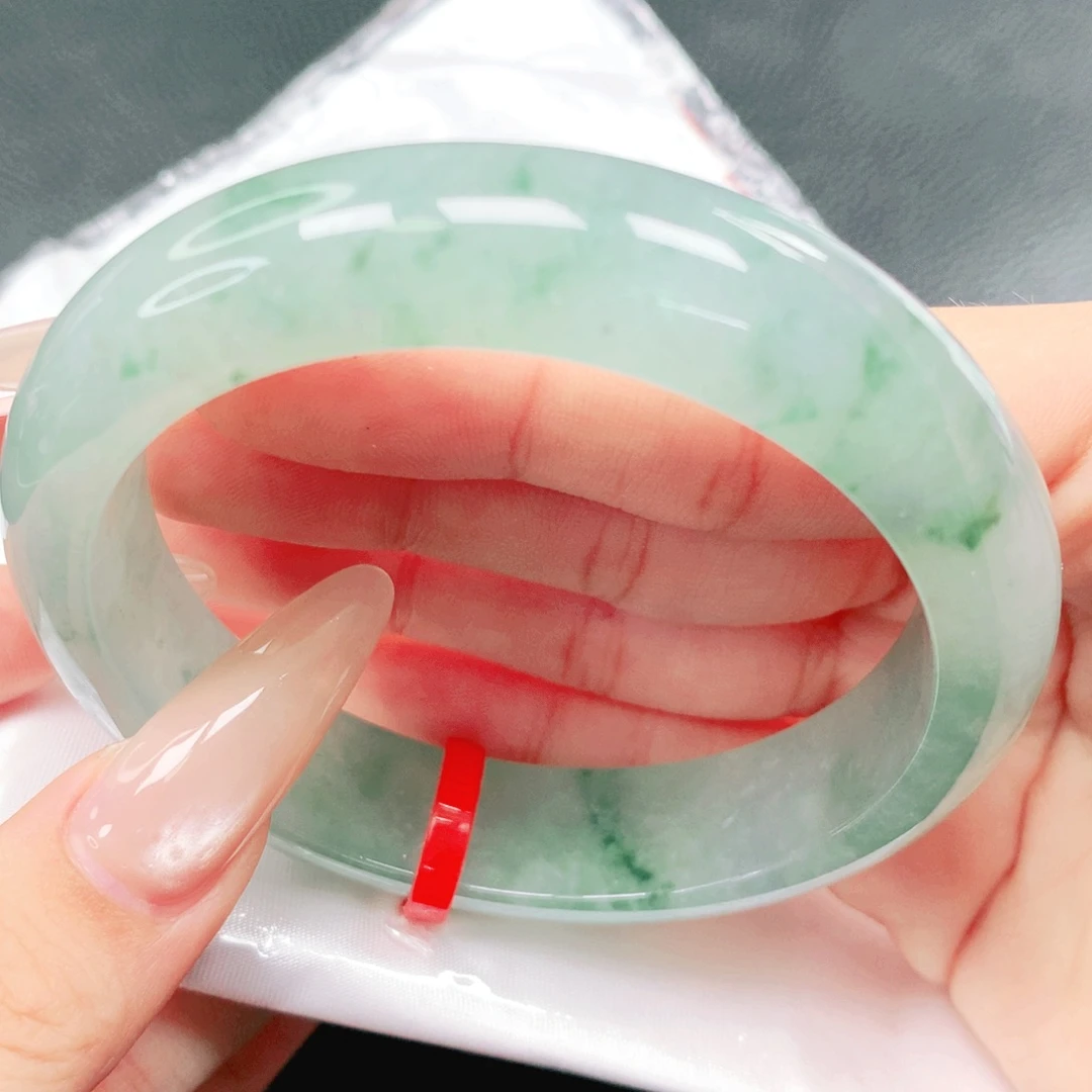 翡翠未镶嵌手镯59