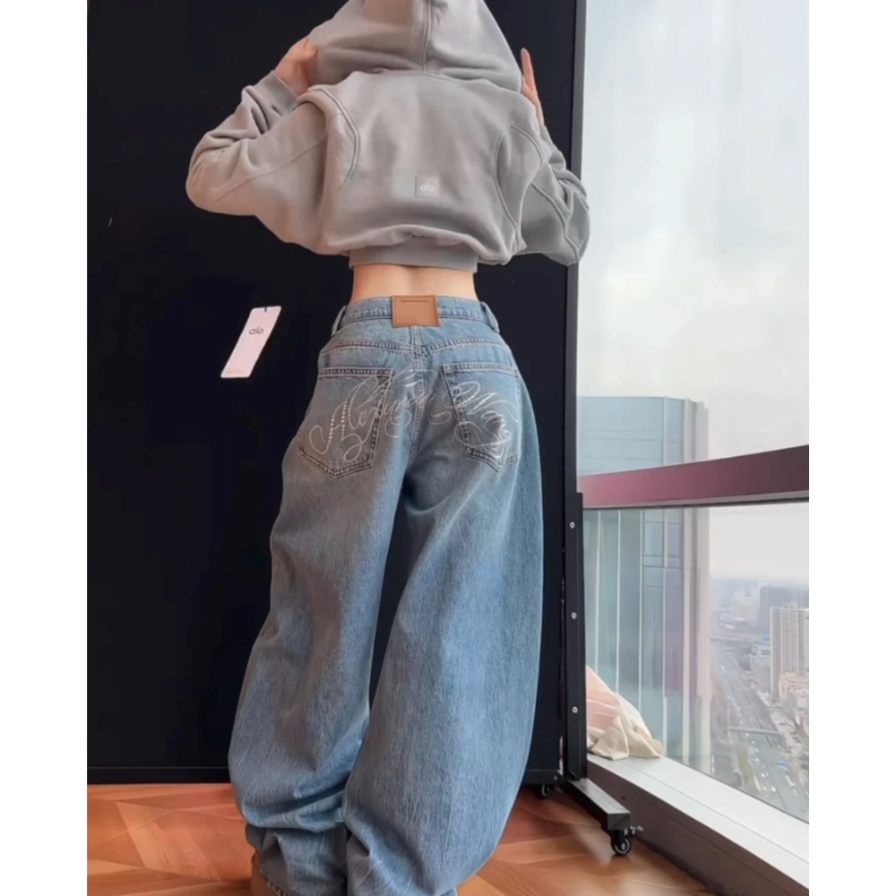 美式复古重工烫钻字母牛仔裤女冬季高腰显瘦宽松阔腿弯刀拖地裤子