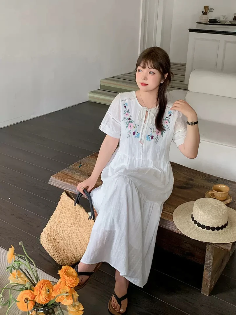 DY大码女装 夏季刺绣碎花连衣裙