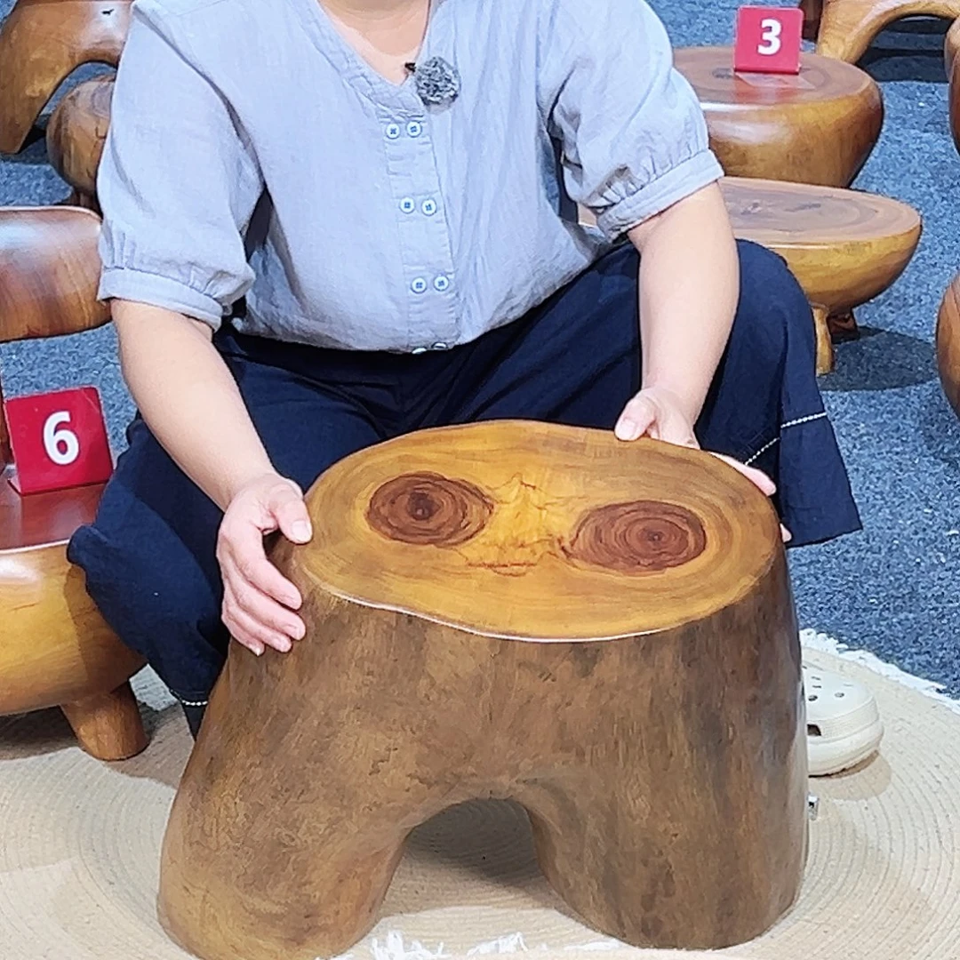 20 号香樟木尺寸：34-23-35cm