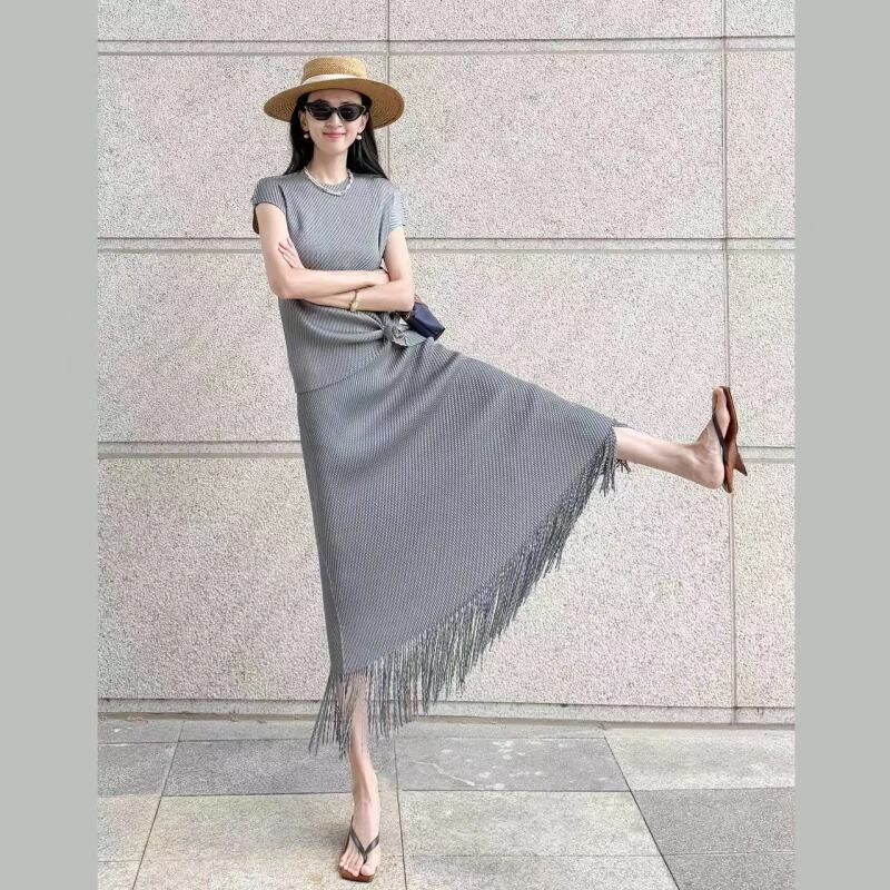 【韩女士穿搭】夏季新款鱼鳞褶皱流苏半加上衣套装