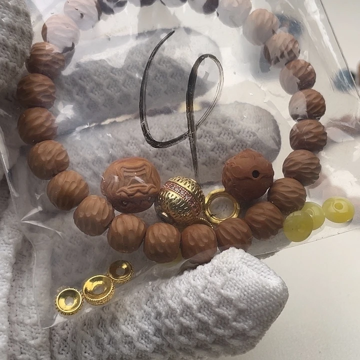 猴头核桃吊坠苦****?卡环