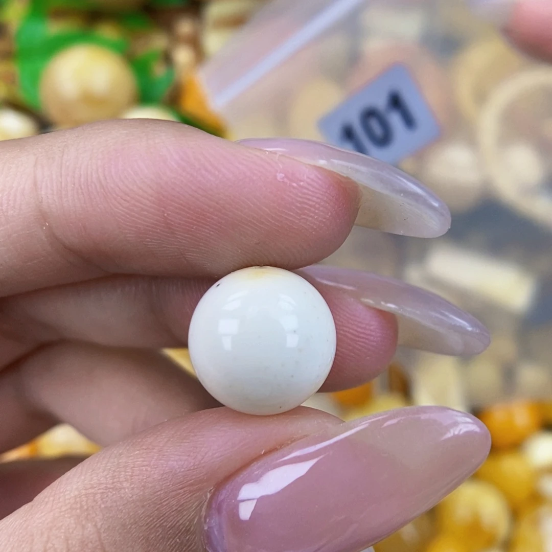 未镶嵌琥珀珠宝奇石12 粉