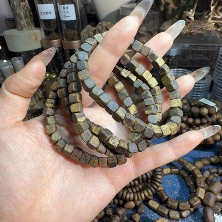 沉香碎屑沉香05方糖板头老料多样性发