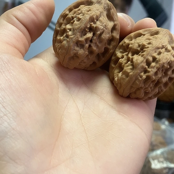 文玩核桃把件35.5红锦鲤油