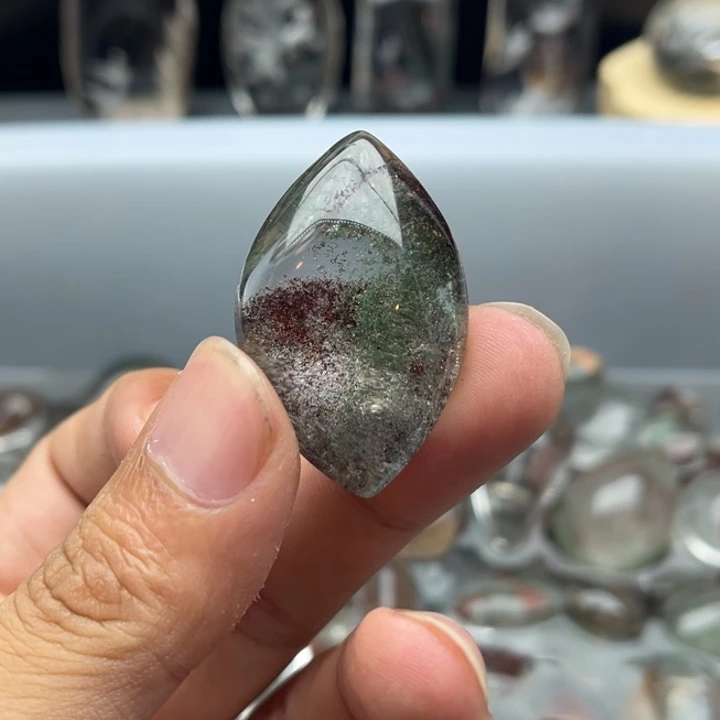 未镶嵌吊坠(赠链)水晶