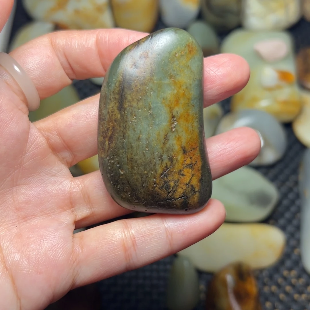未镶嵌和田玉挂件A46