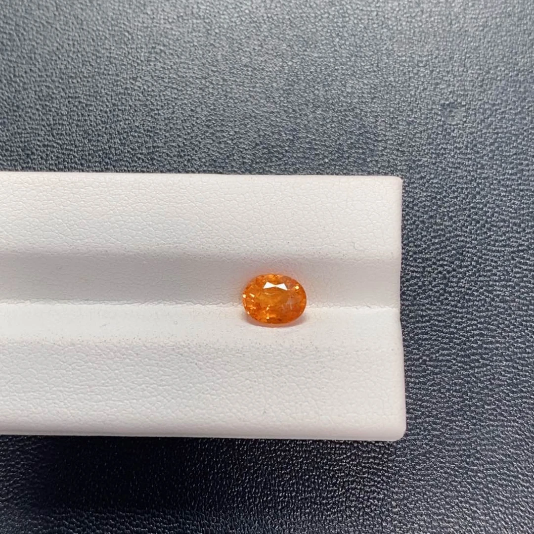 石榴石裸石未镶嵌1.58芬达