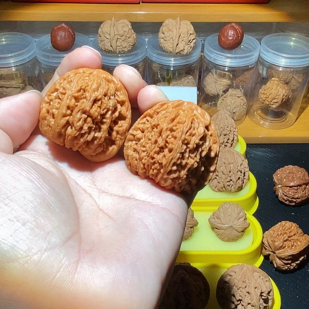 文玩核桃吊坠南疆石