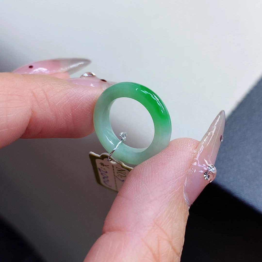 翡翠戒指未镶嵌3号