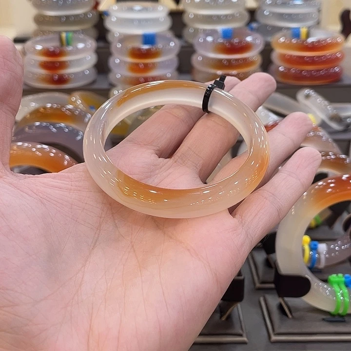 玛瑙/玉髓未镶嵌手镯11