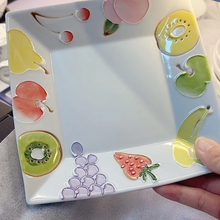 瓷片The first thing