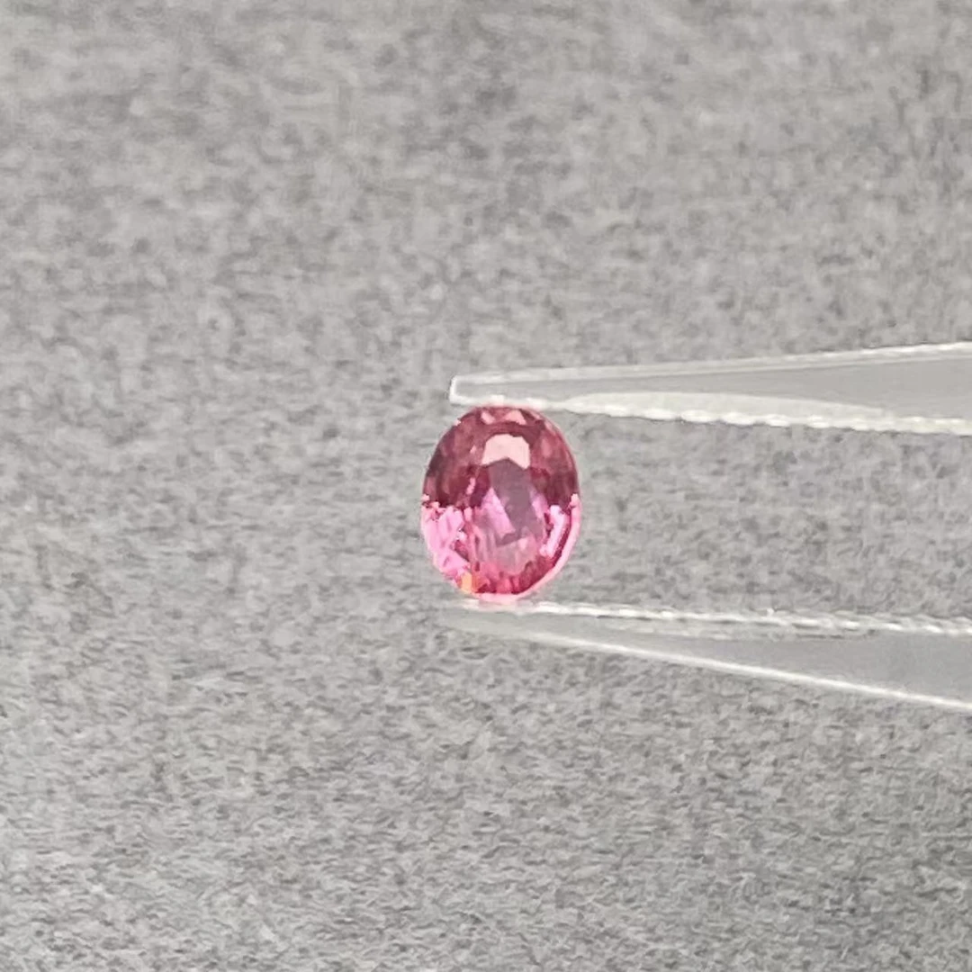 尖晶石LN-0.6ct（01098502）0902