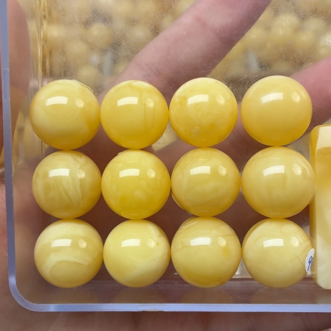 蜜蜡未镶嵌裸石蜜蜡17+