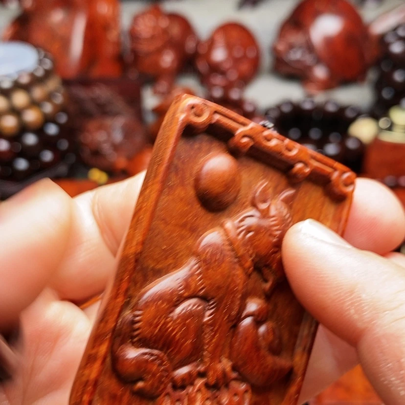 【闪购商品】檀香紫檀（小叶紫檀）