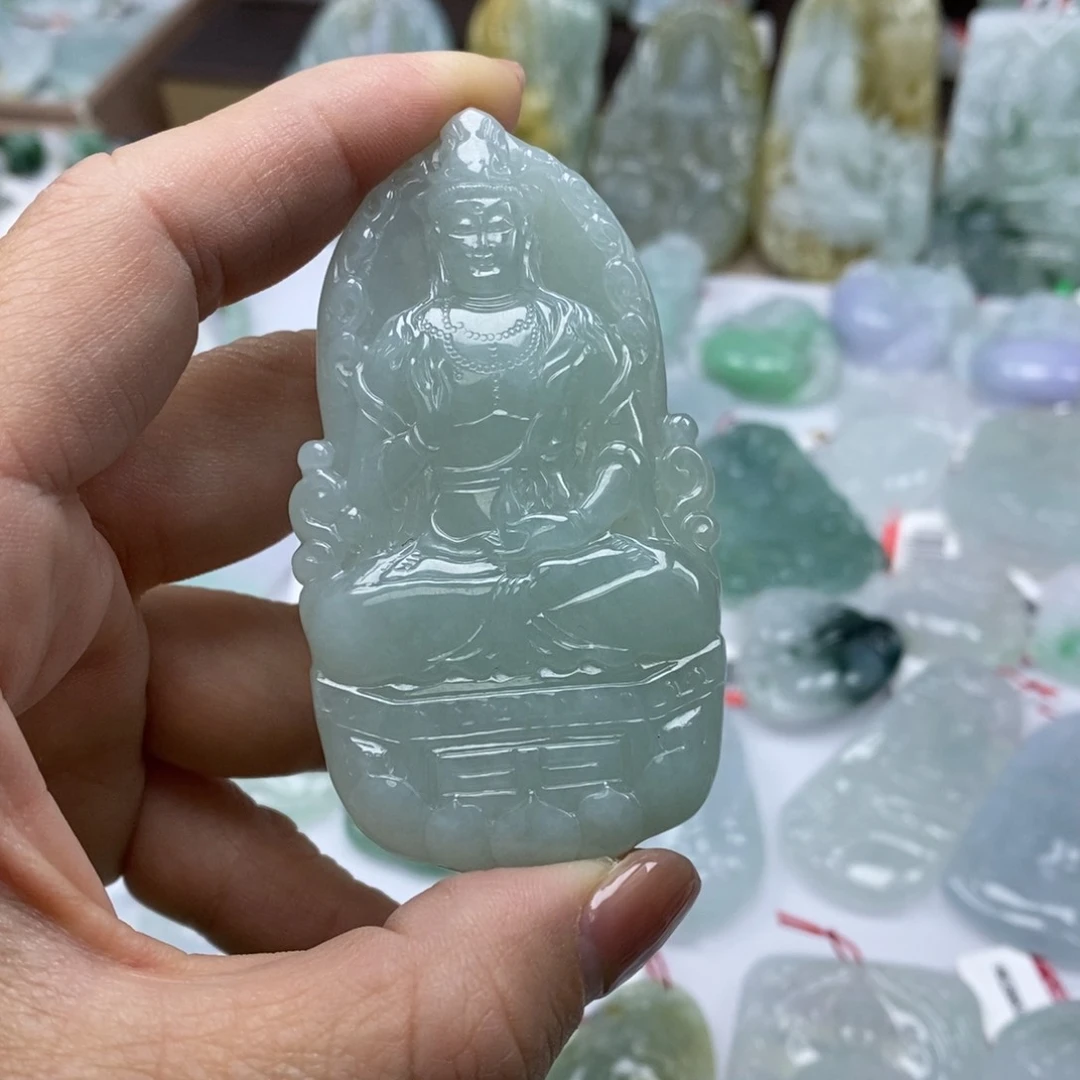 颈饰未镶嵌翡翠漠*大势 观音