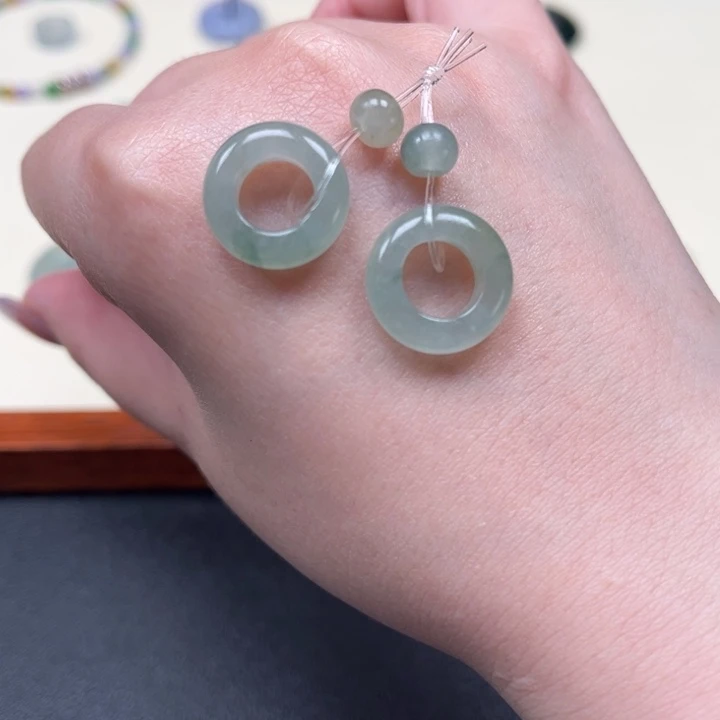 定制翡翠未镶嵌甜甜圈耳饰