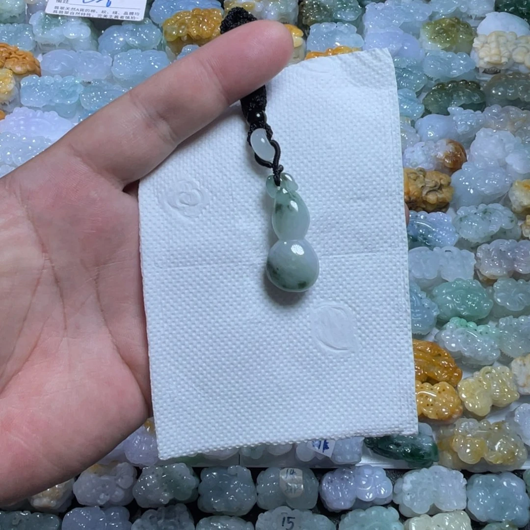 翡翠未镶嵌颈饰天然