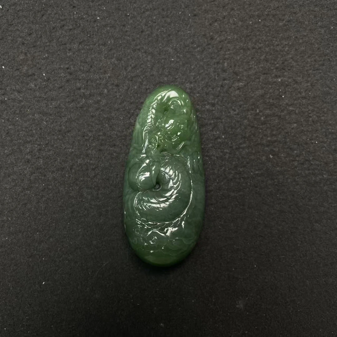 lot1530和田玉龙手把件 碧玉 76*35.2*17.9mm/76.7g/北京世纪