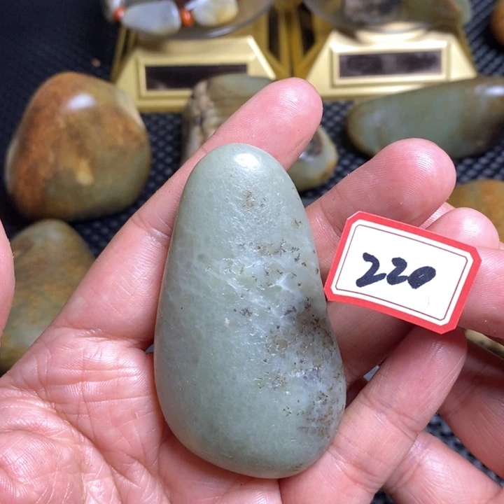 未镶嵌和田玉把件220