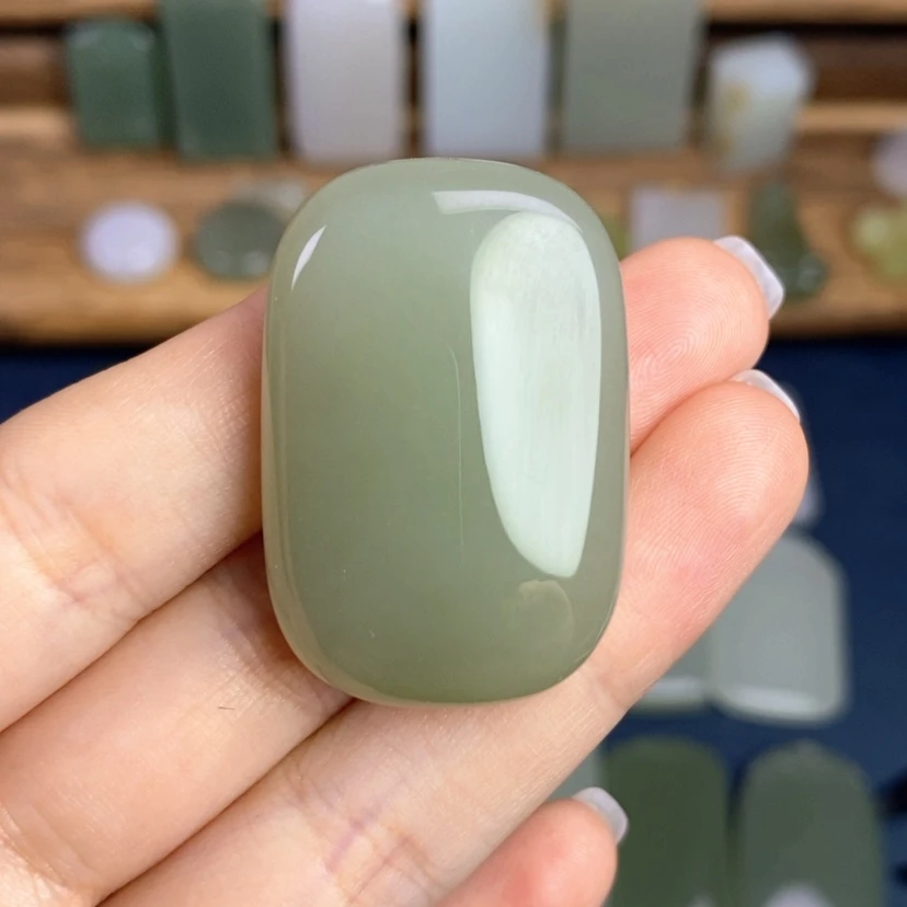 【闪购商品】颈饰未镶嵌和田玉