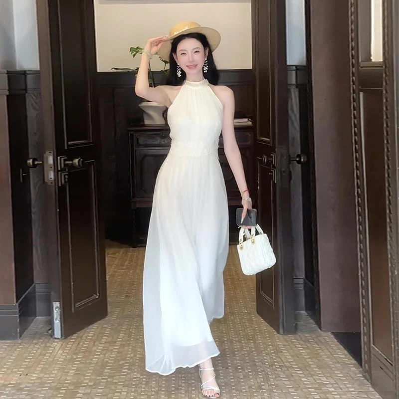 【下单发货模特原版】挂脖无袖连衣裙女2025夏季新款法式收腰长裙