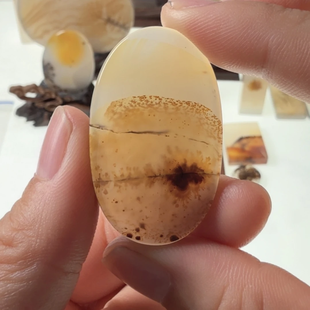 玛瑙/玉髓未镶嵌珠宝半成品