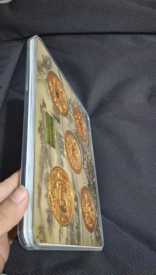 【藏收级】DM  入盒雕母纪念品摆件