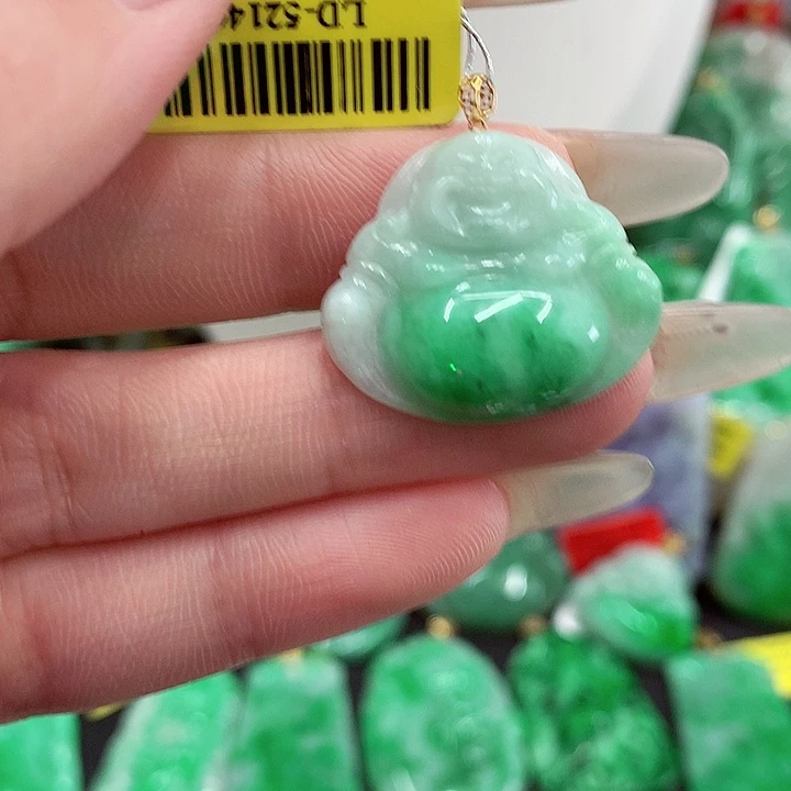 翡翠18K金镶嵌颈饰挂件