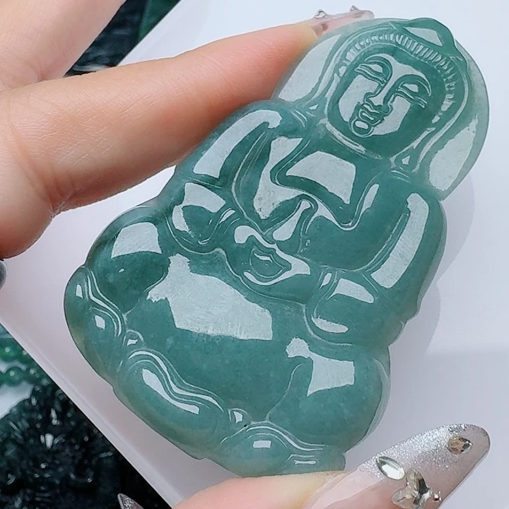 翡翠未镶嵌颈饰天然的A货翡翠多样性发其一