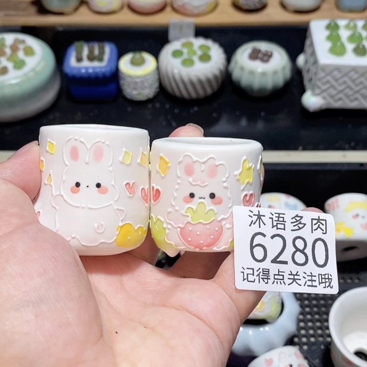 琑***。带盆土发货 精美盆栽6280