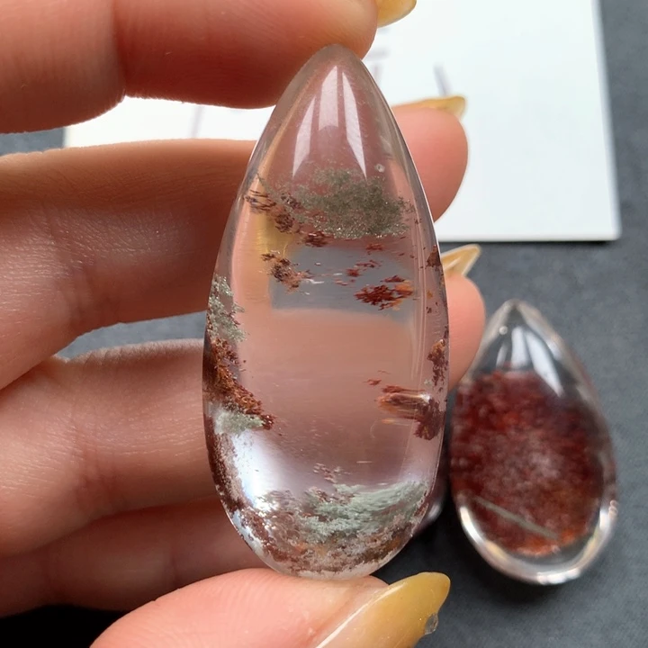 水晶颈饰未镶嵌闪****?水晶