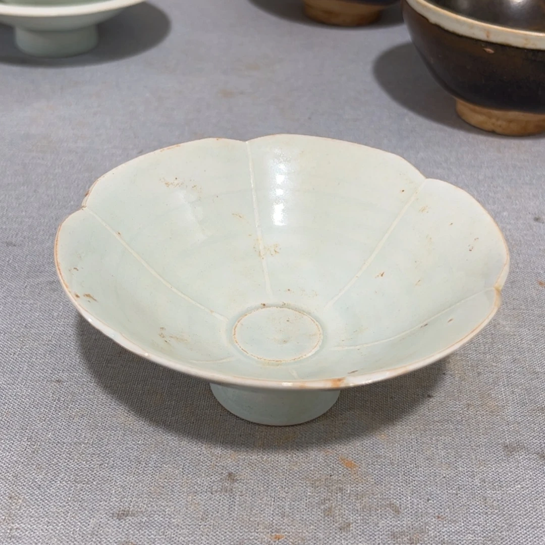 东***升陶摆件湖田窑高足花口杯