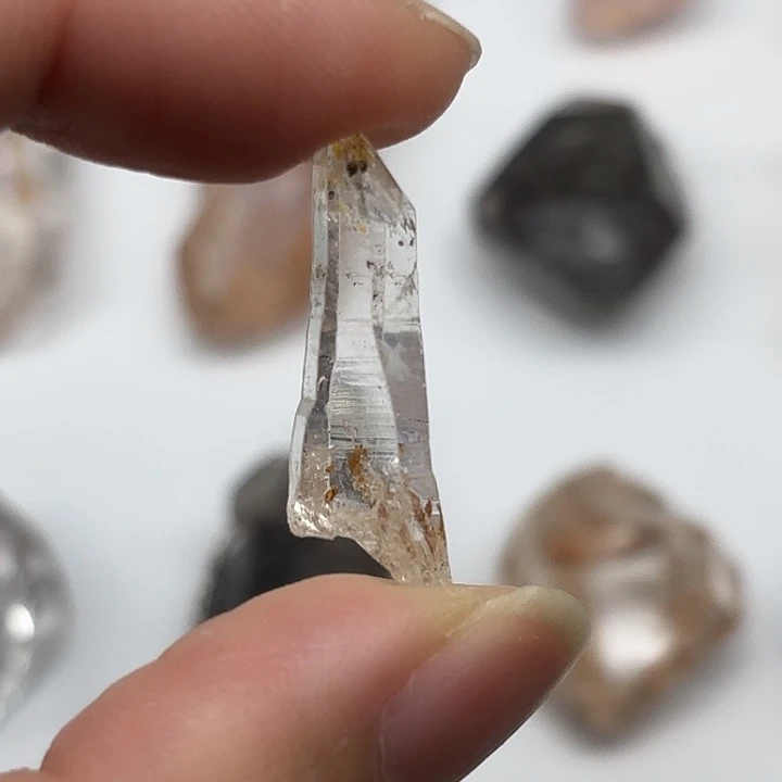 颈饰水晶未镶嵌巴基斯坦油胆闪灵钻27mm+