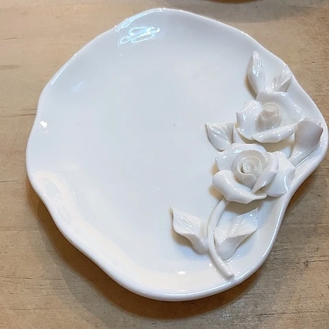 美***花瓷两朵花碟子两个特价