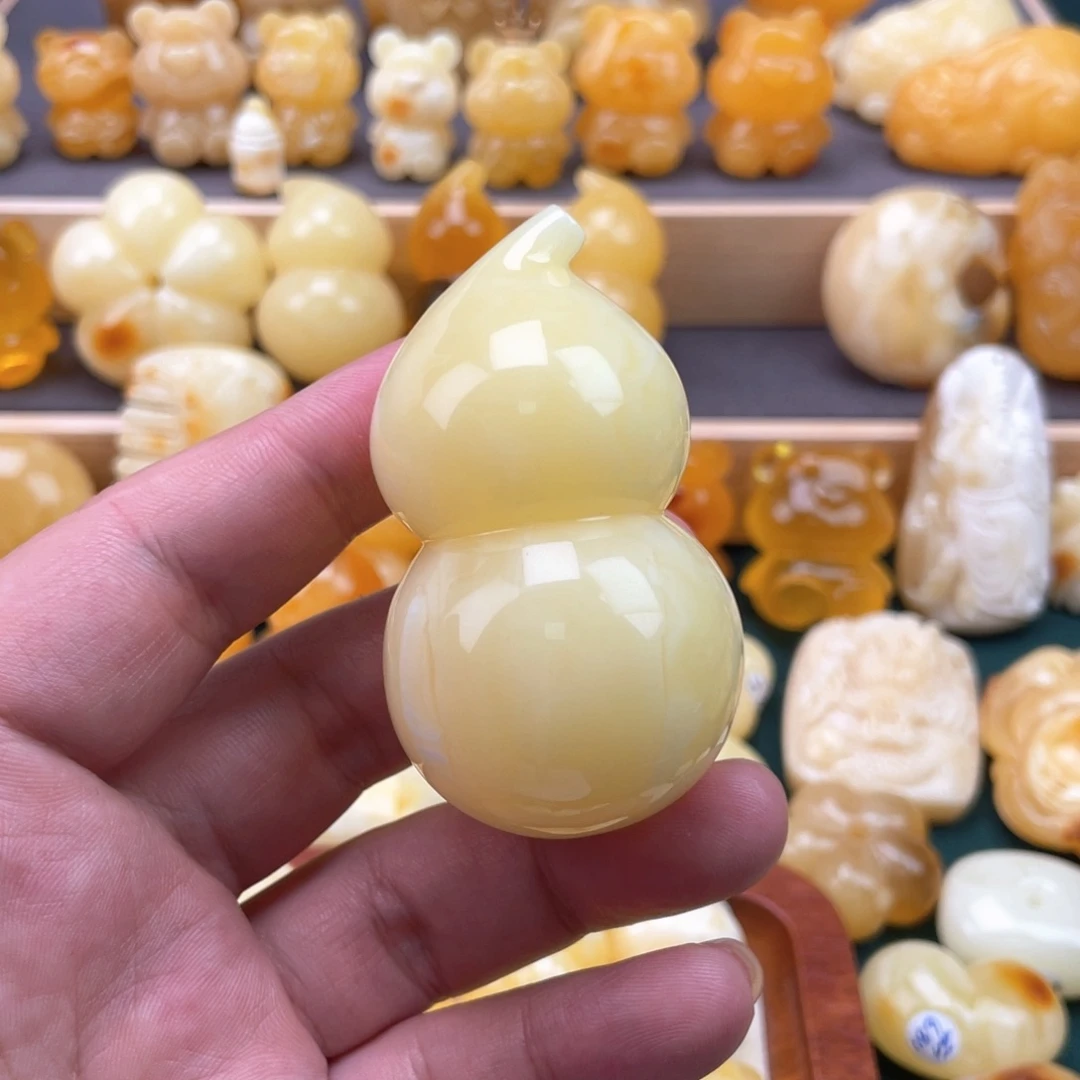 琥珀未镶嵌裸石蜜蜡