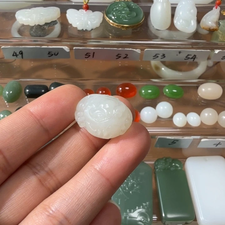 和田玉未镶嵌颈饰新疆和田玉天然毛孔皮金蟾