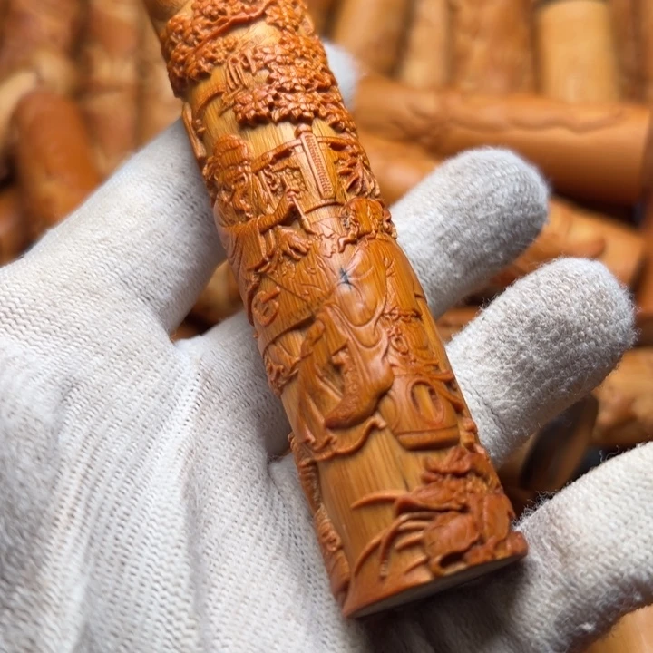 实心竹雕刻手把件瑕疵