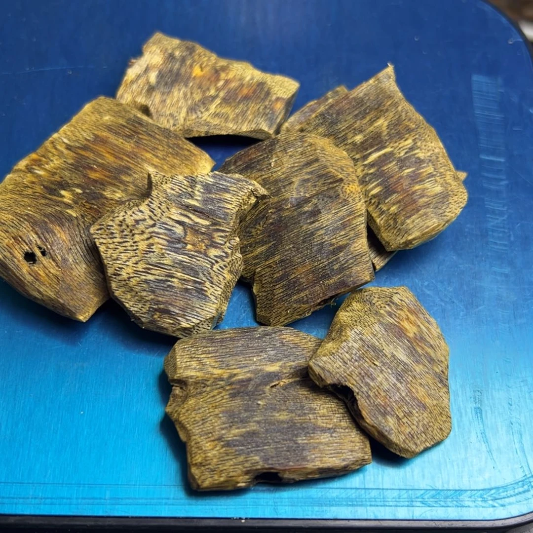 沉香碎屑沉香紫棋熏香块料30克