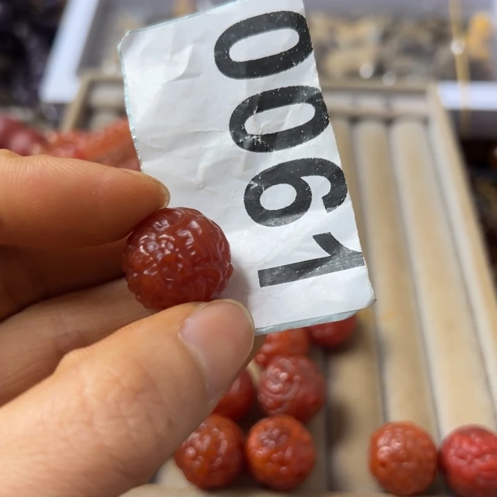 玛瑙/玉髓颈饰未镶嵌阳***妮