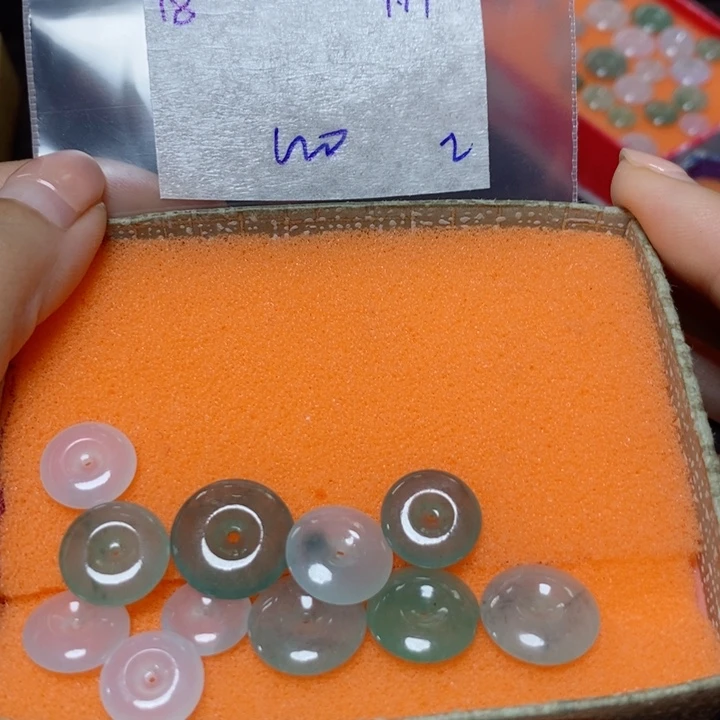 未镶嵌定制翡翠不退