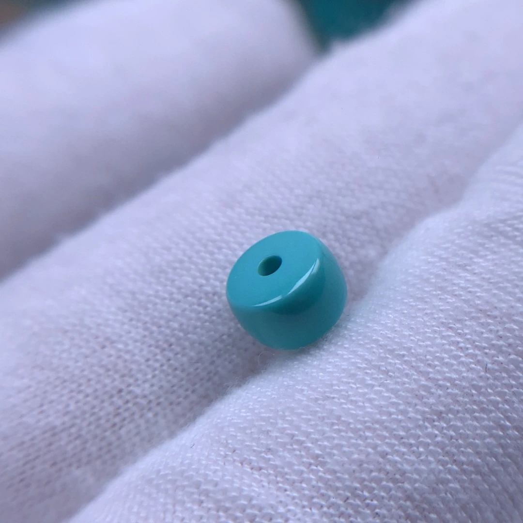 绿松石精品配饰直径6.6mm未镶嵌