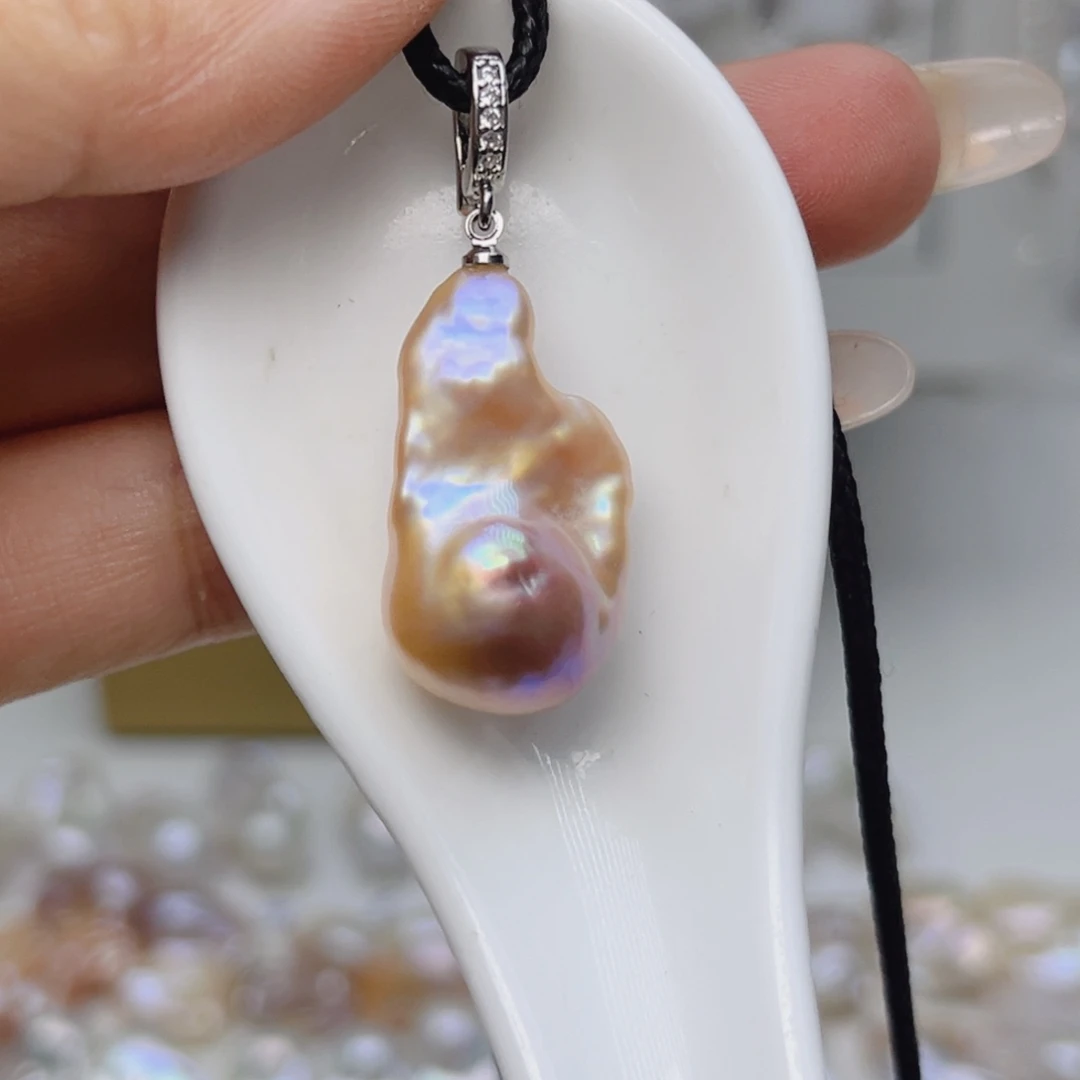 未镶嵌淡水珍珠颈饰