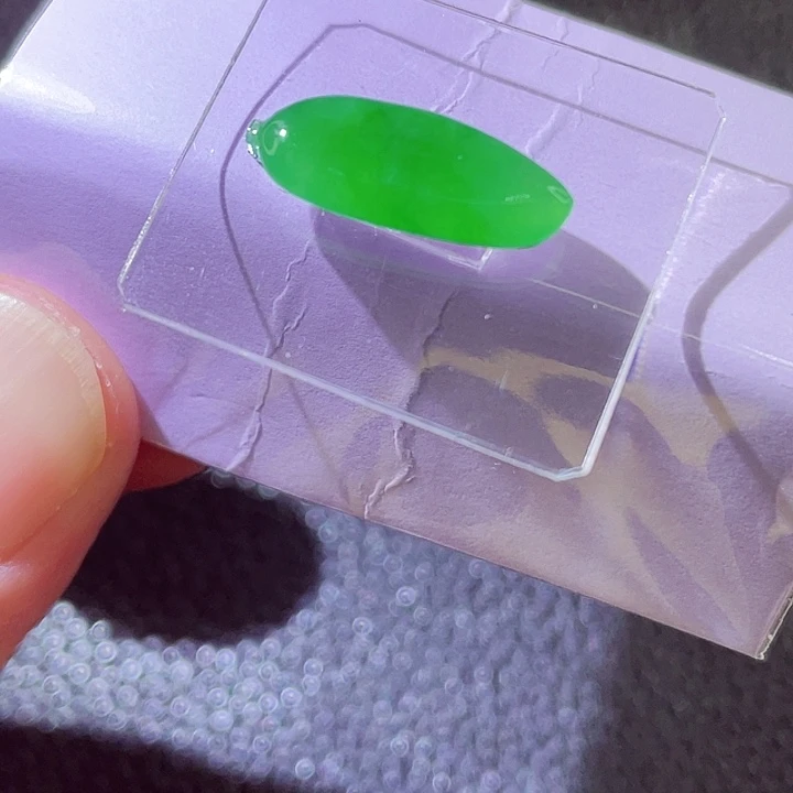 未镶嵌定制翡翠翡翠