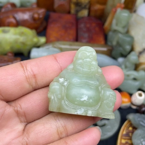 蛇纹石玉未镶嵌颈饰36