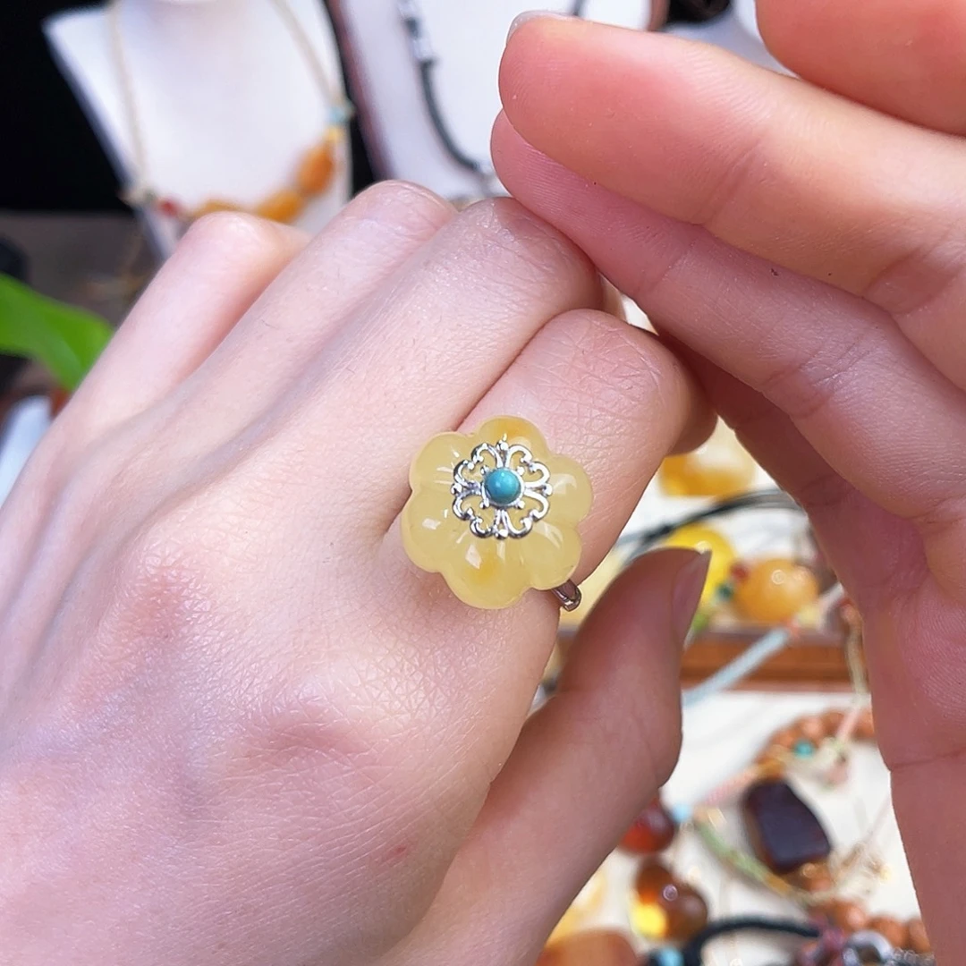 未镶嵌琥珀珠宝奇石，