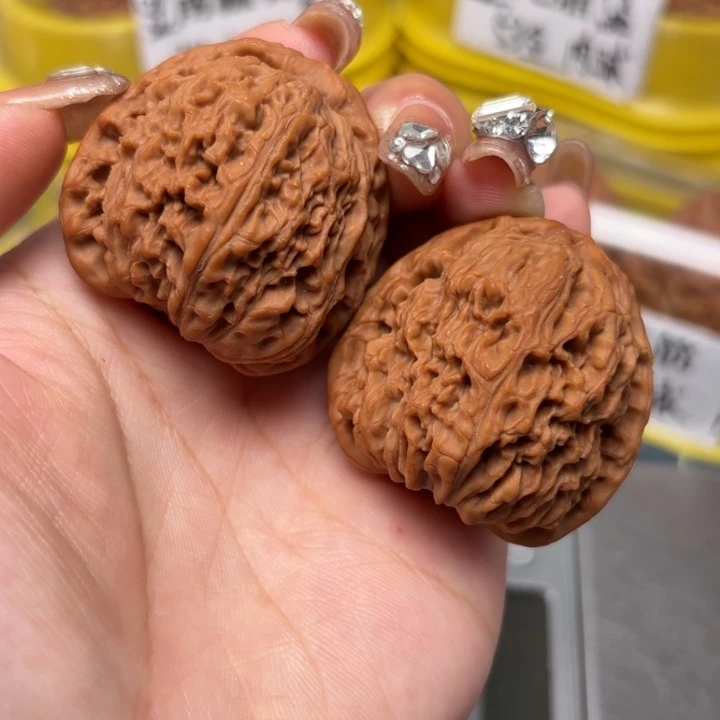 文玩核桃吊坠40-31815-02