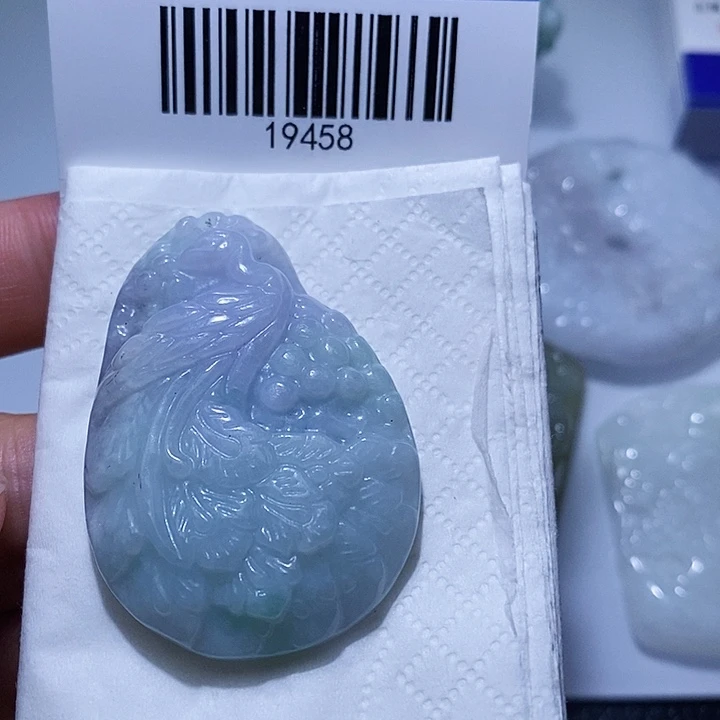 翡翠未镶嵌颈饰天光墟翡翠市场现金代购