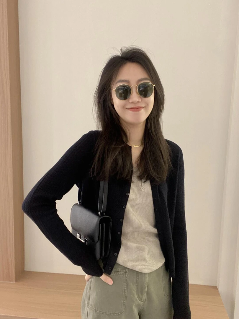 2025春夏新韩系简约气质黑色针织开衫灰色吊带内搭百搭休闲裤套装